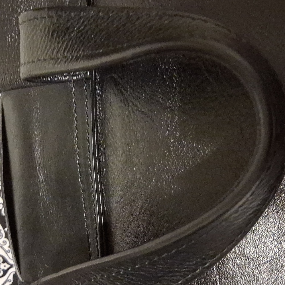 Anna Paola Black Leather Tote Bag - Picture 4 of 16